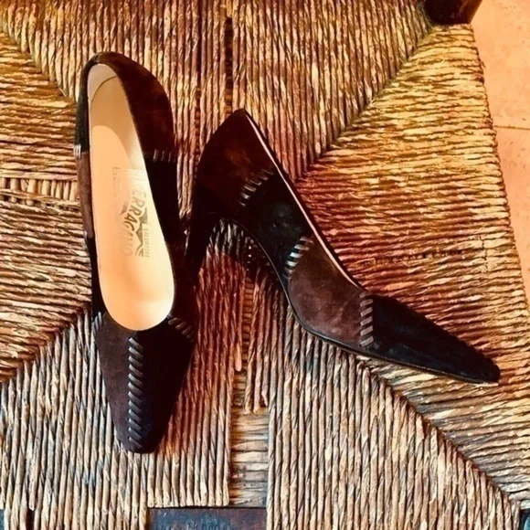 ✨💛✨ Ferragamo Espresso / Nero Suede Calf Leather Patchwork Pumps✨💛✨ Size 6✨💛✨ - Picture 9 of 10